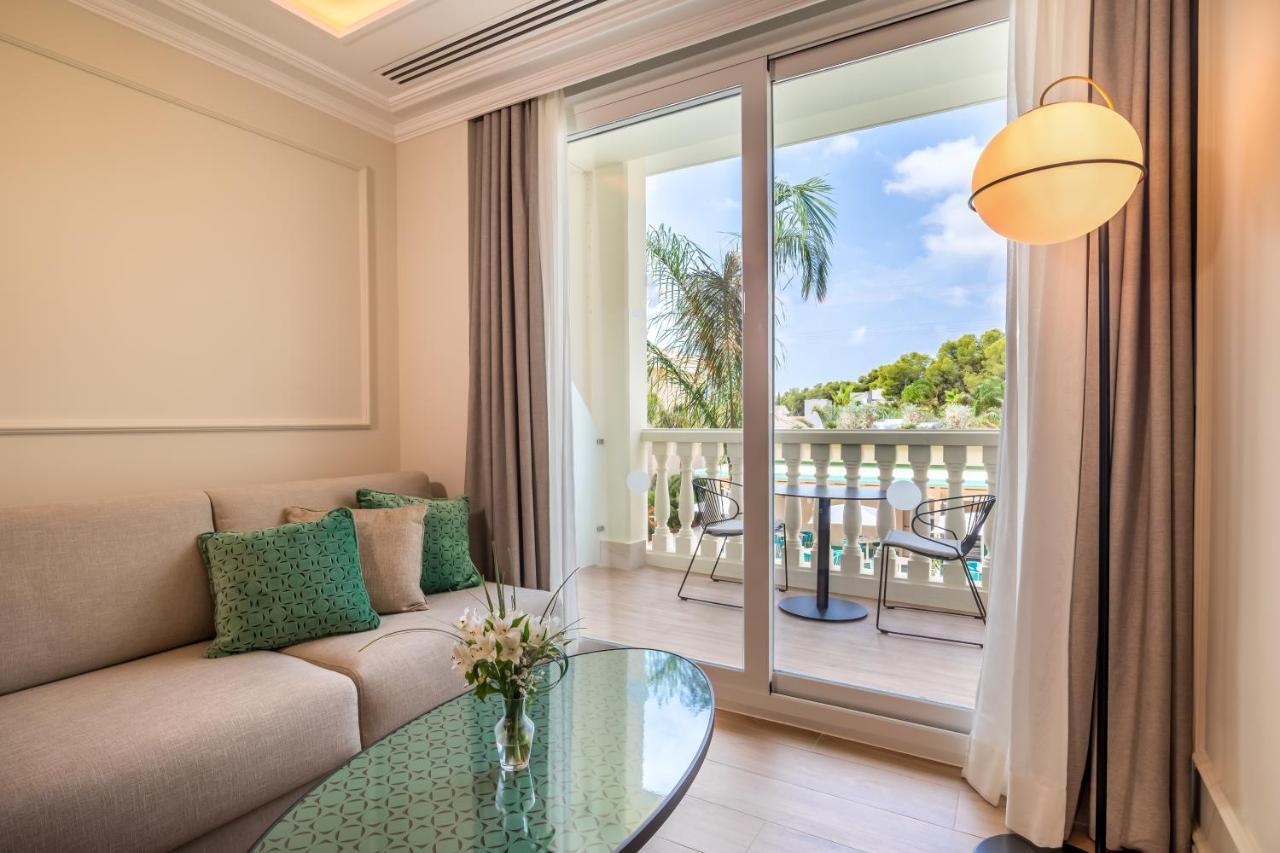 Barcelo La Nucia Palms Hotel Exterior foto A room at the hotel